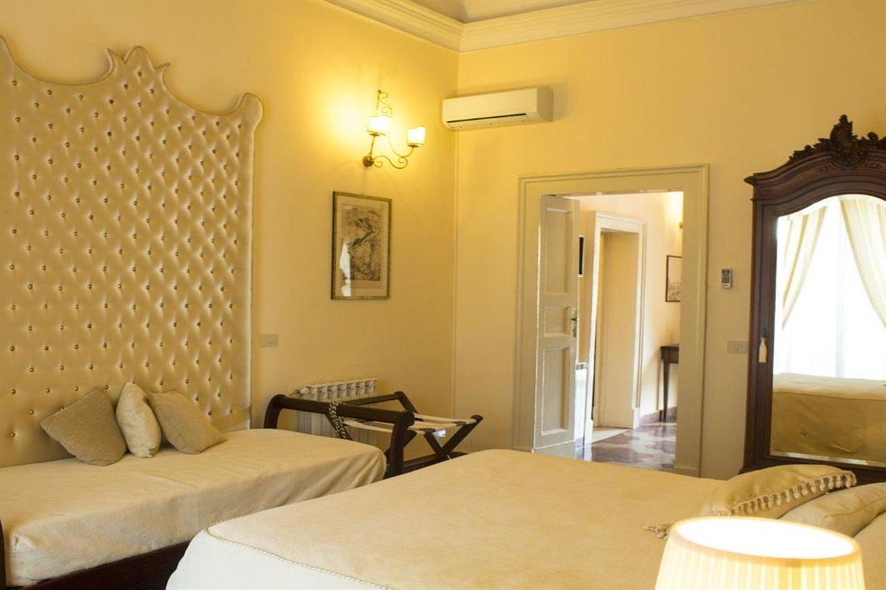 Principe Di Francalanza Bed & Breakfast Catania Exterior photo