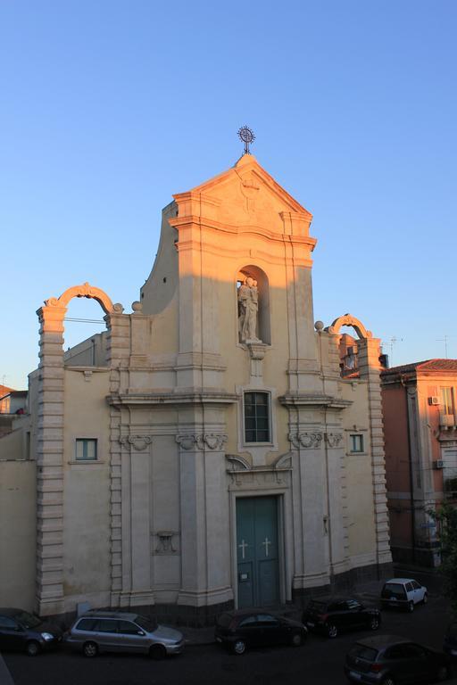 Principe Di Francalanza Bed & Breakfast Catania Exterior photo