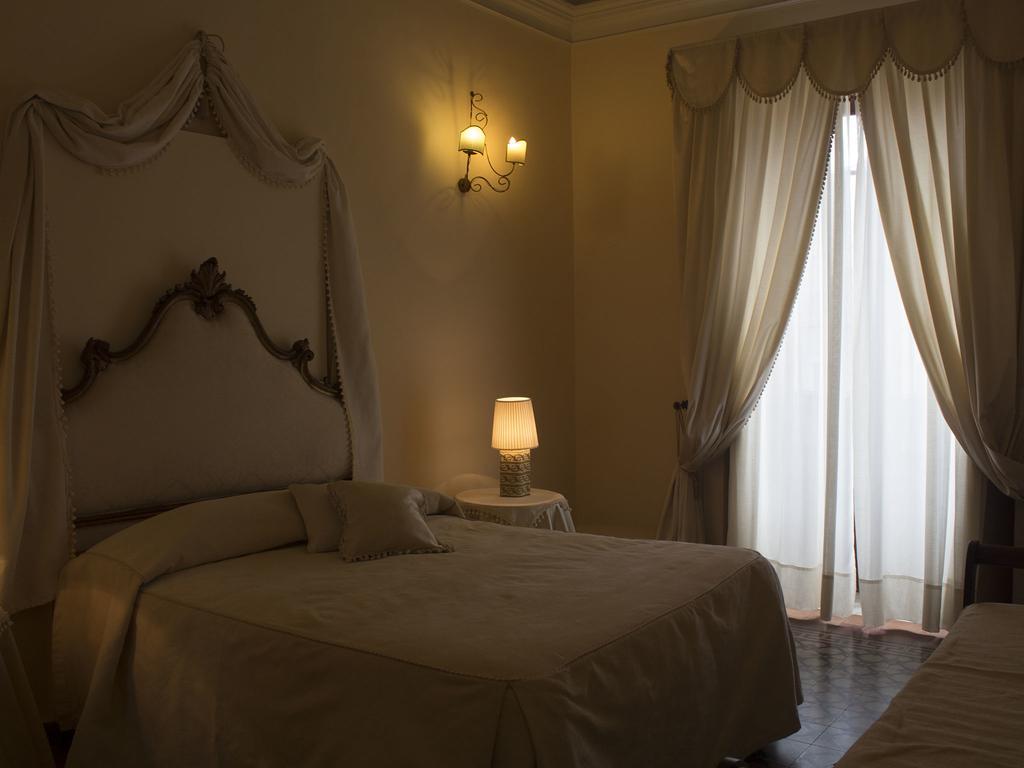 Principe Di Francalanza Bed & Breakfast Catania Exterior photo